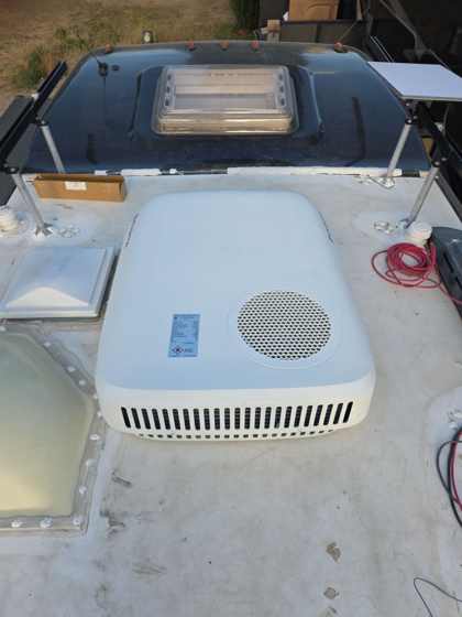 Rooftop RV air conditioning unit installed by LFMRV